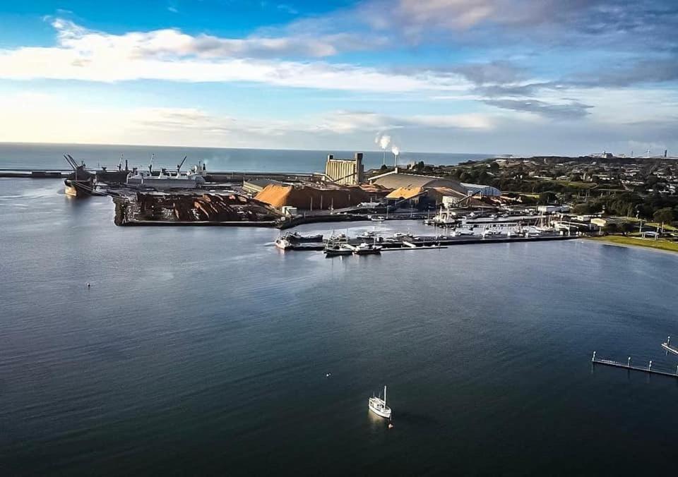 Georgia Lägenhet Portland Exteriör bild